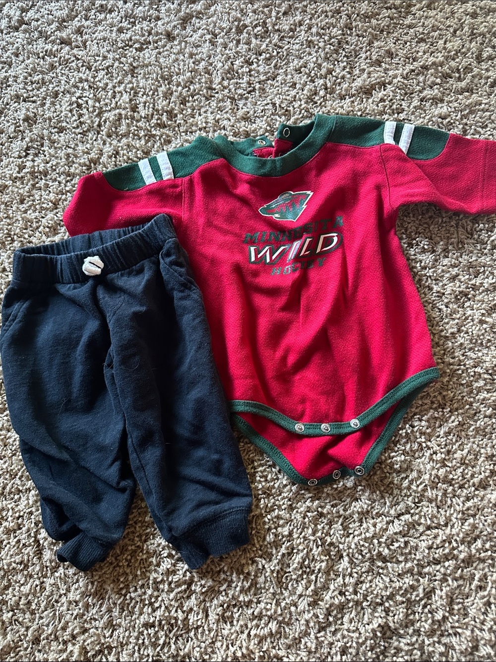 Baby One-Piece MN Wild Bodysuit and black Pants